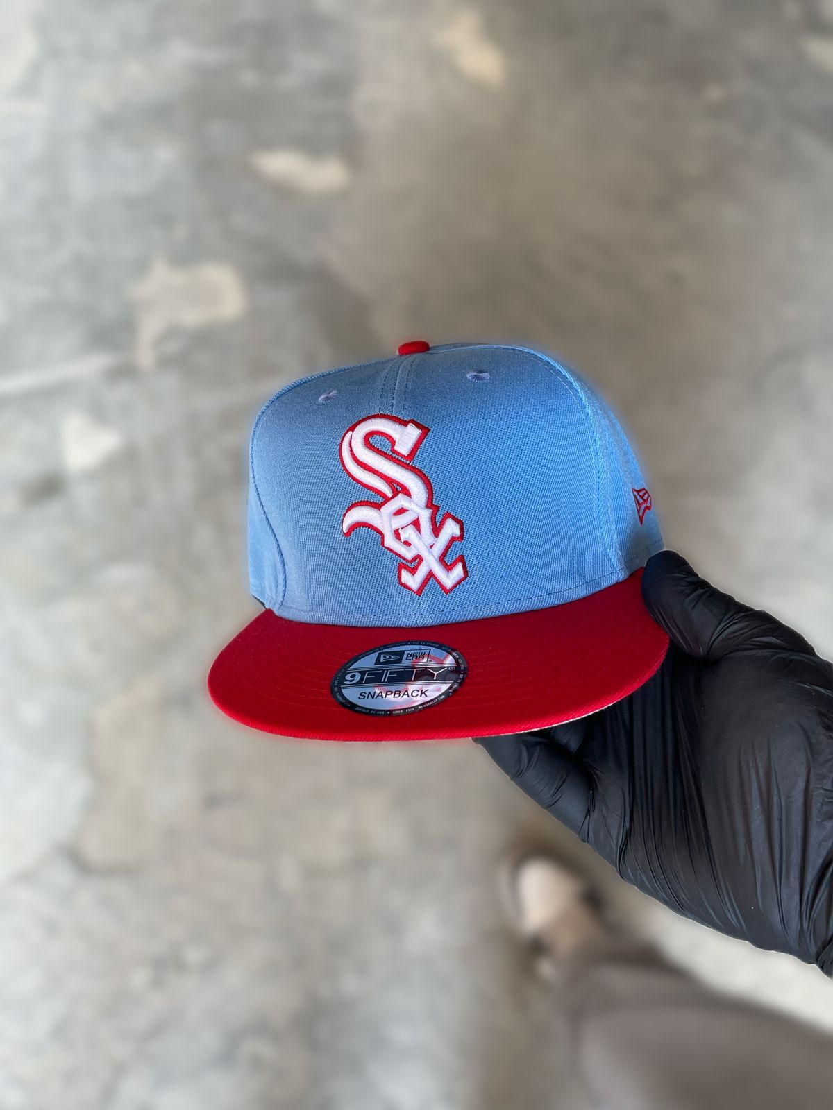 Chicago white Sox New Era Spring Basic Two-Tone 9FIFTY snapback Hat.