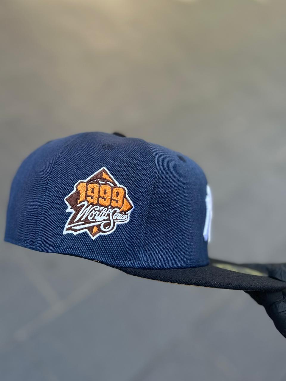 •New Era 59FIFTY New York Yankees Two-Tone Fitted Cap.