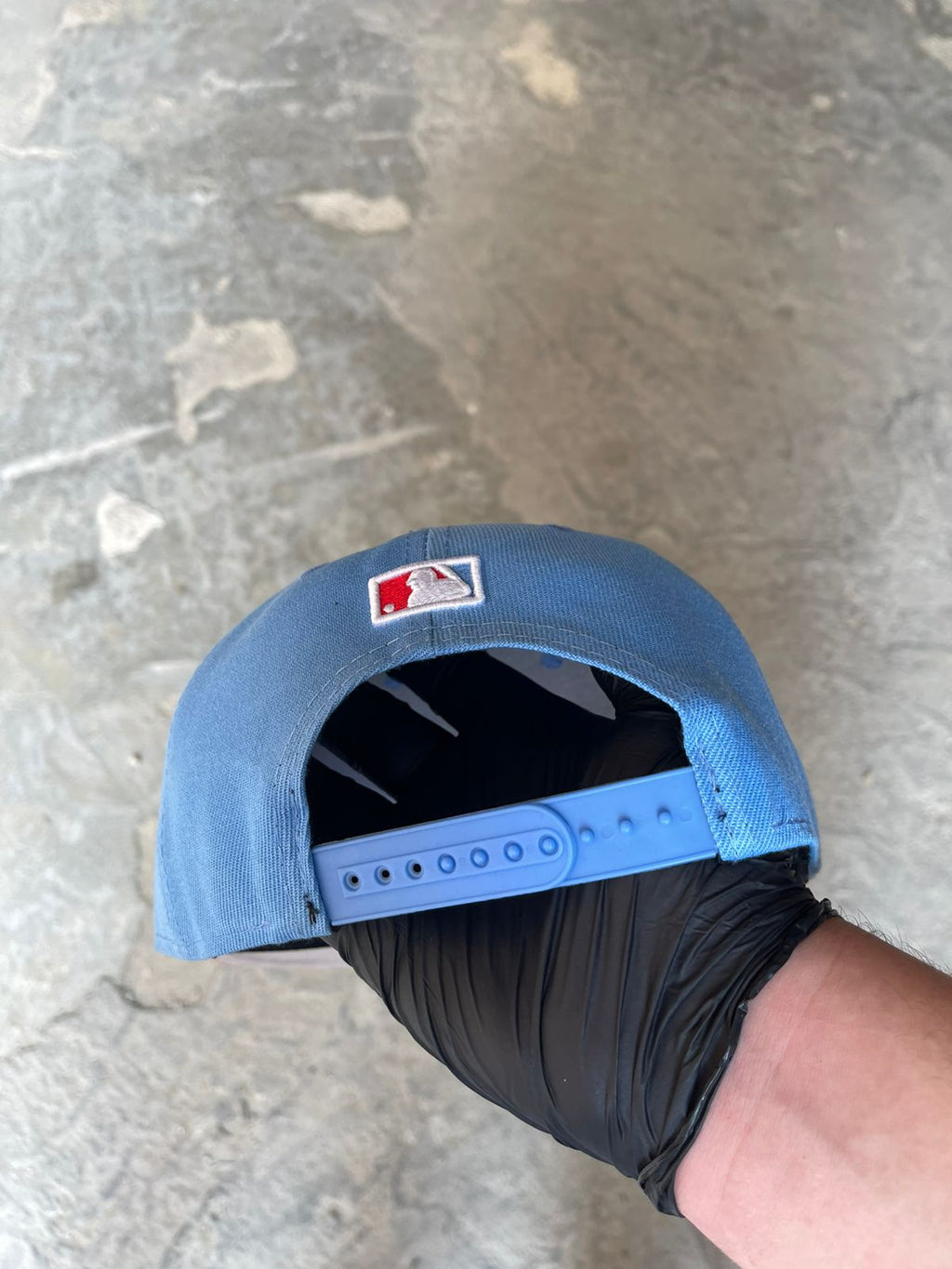 Chicago white Sox New Era Spring Basic Two-Tone 9FIFTY snapback Hat.