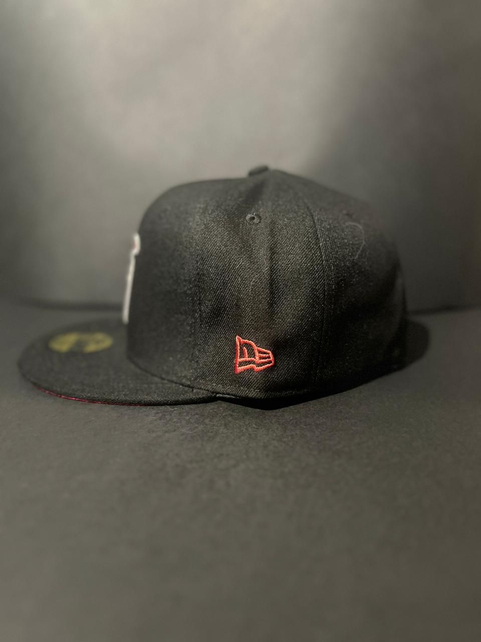 New York Yankees New Era 59FIFTY Fitted Cap "Apple- Black"