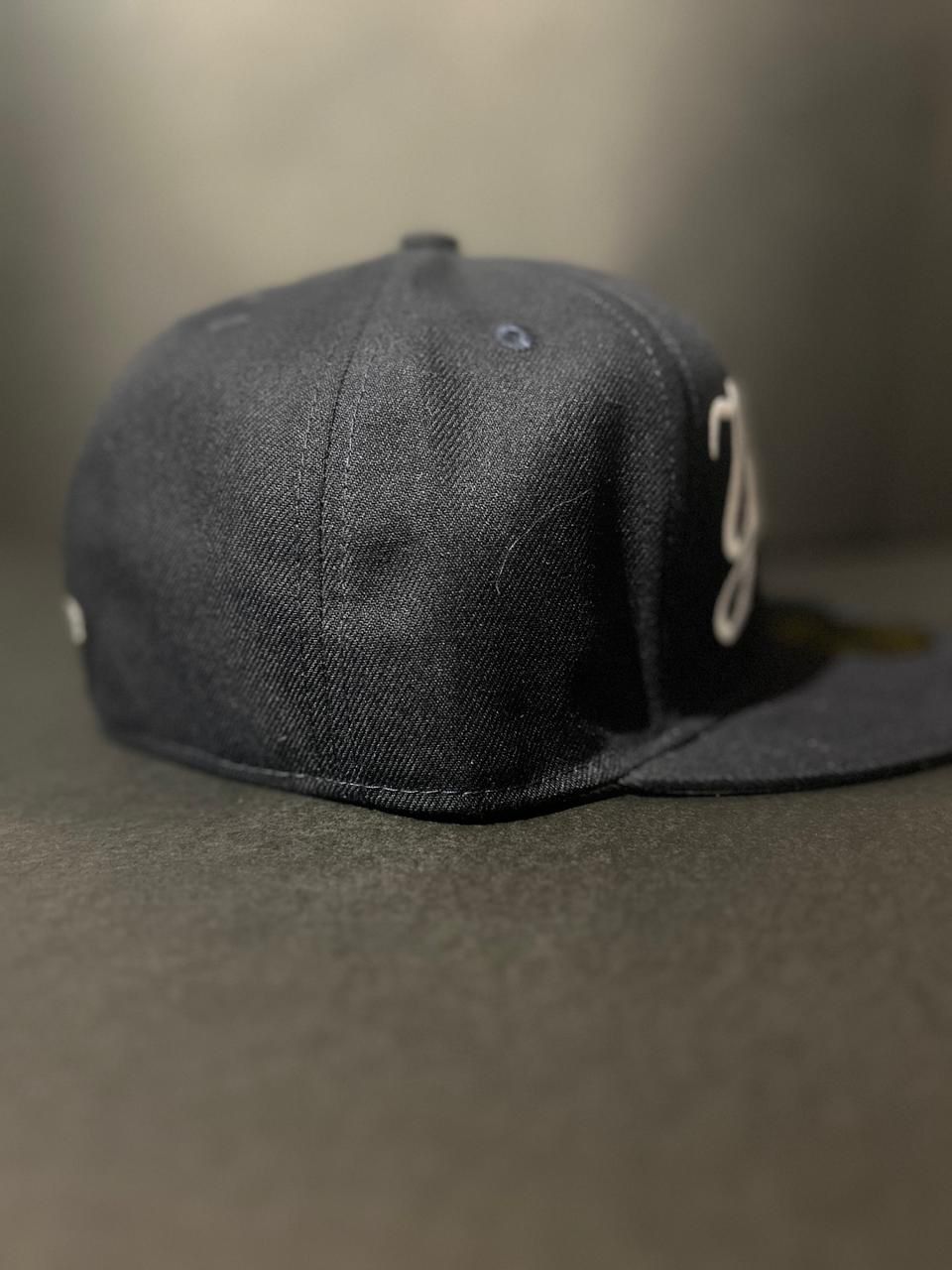 New Era 59Fifty New York Yankees Overlap Fitted Hat Dark Navy Blue